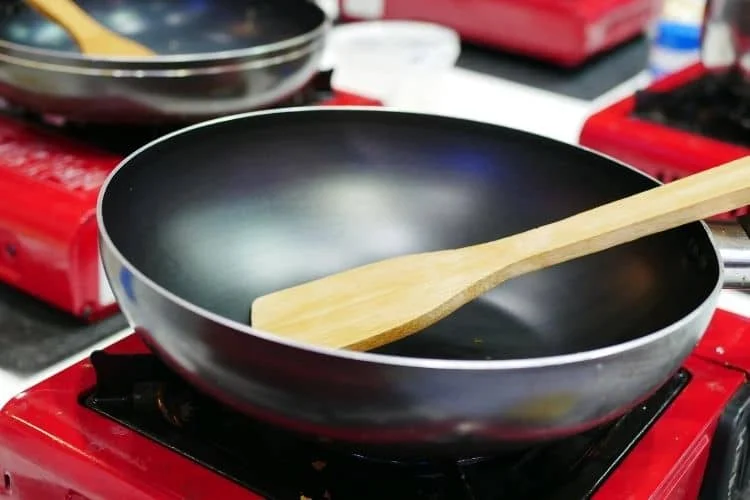 Things To Consider When Buying The Best Pans For Gas Range